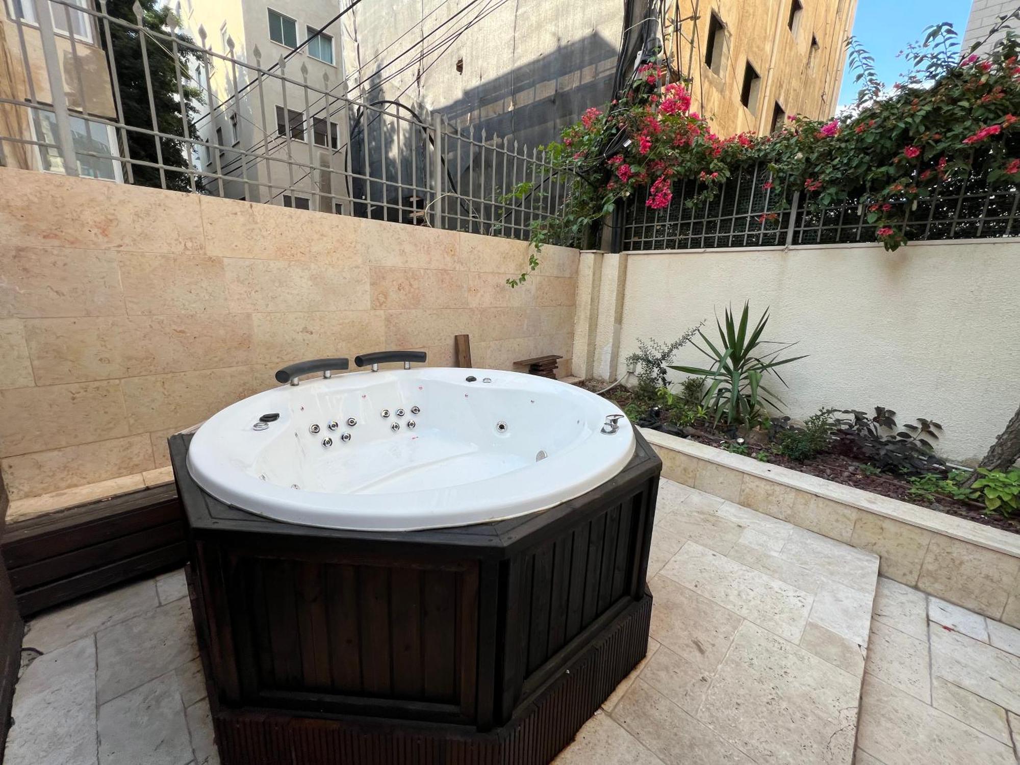 Beer Garden Hotel Tel Aviv Esterno foto